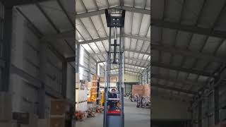 力牛高強 站立式桅杆前移電動堆高機(DS-1530)