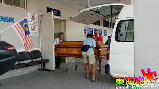 罗厘拖格相撞司机烧死 家属领出吴汉光遗体