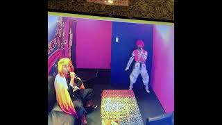 何回見ても面白いこのオンラインデュエットの動画