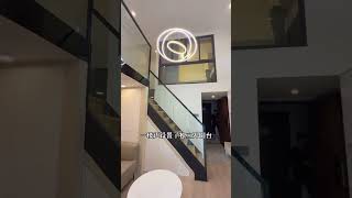 找到一套适合自住的户型，位置就在市中心，周边的环境不错，楼下还有自带的商场#广州 #公寓 #投资 #复式公寓 #loft #香港 #好房推荐 #大平层 #房地产 #今日优质房源实景拍摄