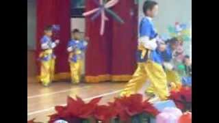 2013.12.28世賢國小校慶-扯鈴表演