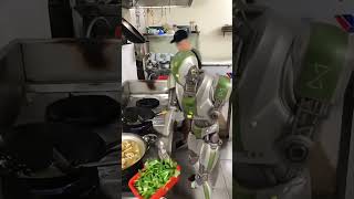Robot Cooking Like a Master Chef! 🍳🤖 #shorts #robotcooking #trendingnow #cookingshorts
