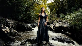 Liz Vamarasi - Wasea (Official Music Video)
