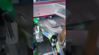 Automatic labeling machine，automatic labeling machine for bottles，up and down labeling machine