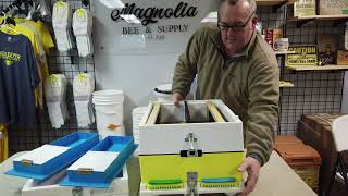 Technoset Insulated Hive w Division Board wFeeders