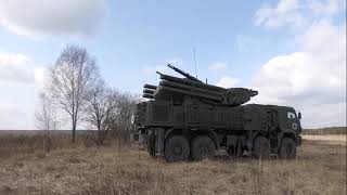 Russia shooting down a ukrainian drone
