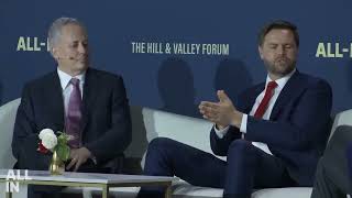 万斯呼吁大型科技公司和 H-1B 签证：1⃣️微软刚刚解雇了9000名美国科技员工，但他们却申请了数千份H-1B签证。2⃣️别告诉我你们在这里找不到工人。这根本说不通。
