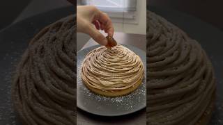 ふつーーーーのモンブランタルト。美味しすぎるぅ… #gâteau  #montblanc #cake #ケーキ #モンブラン #タルト