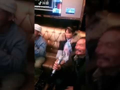农民工第一次来KTV