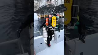 🥶#northsea #bigwaves🌊 #deepocean #scary  #jobs  #foryoupage #viral  #foryou #northsea #viral #fypシ