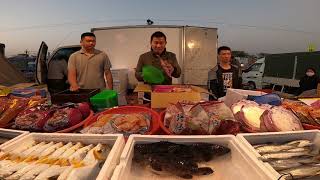 0208-1家裡以後需要神明的金牌 不用去打純金的金牌了 直接買這樣產品 可以當金牌又可以吃 一兼二顧摸蜆阿兼洗褲 嘉義趙又廷海鮮拍賣109年星期六斗南夜市GH010110