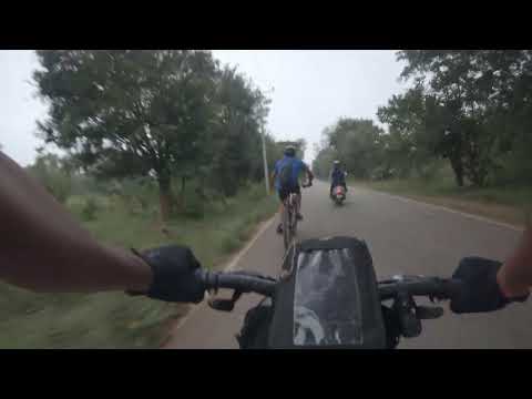 On the way to Lepakshi