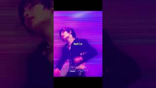 cute vs hot i.n #straykids #skz #jeongin #i_n #straykidsworldtour #hallucination