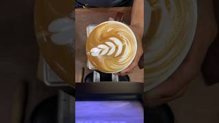 Beautiful art#coffeegram #coffeeart #coffeegram #coffeelatte #coffeedecoration #coffeelover #coffee