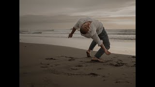 塔斯曼海和南太平洋永远不会交汇，我们也是。