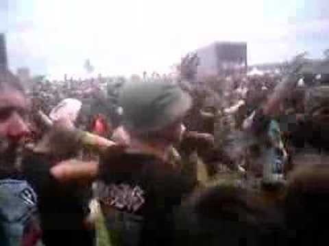 wall of death in Municipal Waste @ Hellfest 2008