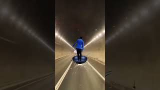 Do you like this kind of means of transportation? It is environmentally friendly and convenient.