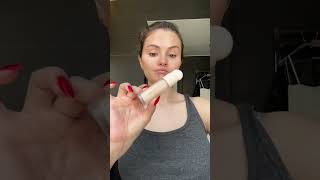 Selena Gomez quickly ready to go outside....#selenagomez #makeup #makeuptutorial #quick #shorts