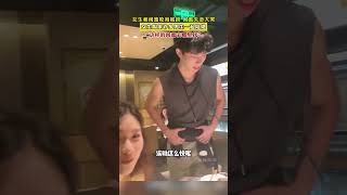 閨蜜失戀大哭，女生叫來許多男生一起陪她吃海底撈，網民：「這樣的閨蜜去哪裏找」