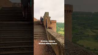 #walledcity #orvieto # thecharming #walled #hilltoptown #umbria #italy #travelogue