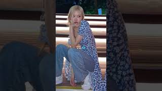 Rosé in this outfit ~🩷🦋 #rosé #bprosé
