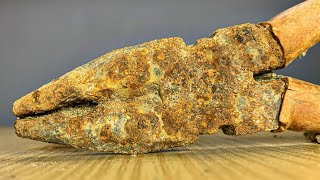 150 Years Underground! Rusty Antique Pliers Restoration