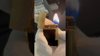 Best cling sound ever… New S.T. Dupont Ligne 2 Cling series lighter.  #stdupont