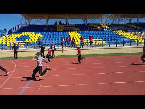 Carrera 100 metros planos Escuela la Esperanza Rosal terceros