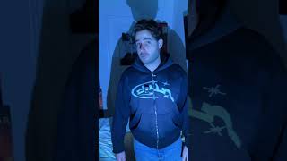 Je n'aurais jamais dû aider cette femme...
