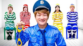 Be good or you'll be arrested! 24 hours of colorful bad boys vs police life! Get candy and treasu...