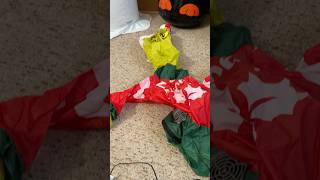 GRINCH INFLATABLE CAR BUDDY WITH UGLY SWEATER! 🎅🎄