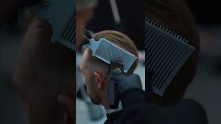Visionary Fade Comb doing what it does Best ⚡️ #barber #barbero #highfade #haircut #fade #barbershop
