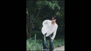 #申浩南 《与君朝暮》今日正式开拍了吧。原来你俩的缘分早就开始了😂😂😂川渝一家亲，有你们俩的片场应该很有趣吧@申浩男 @孙艺燃🔥 #申浩男#川渝一家亲 #与君朝暮 #申浩男新剧