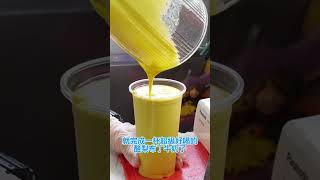 採用新鮮水果現榨果汁—逍遙果汁｜使用新鮮冷藏酪梨味道超新鮮 超讚！西瓜汁完全沒有加任何一滴水！#台南 #國華街 #果汁 #酪梨 #木瓜 #西瓜 #美食 #台南美食 #飲料 #tainan #fyp