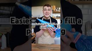 How to fill a piping bag. #bakingtips #bakingtechniques #piping #pipingskills #homebaker