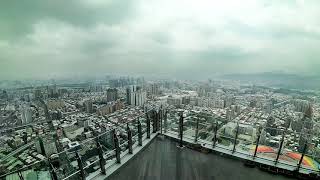 從50層樓高看新板特區