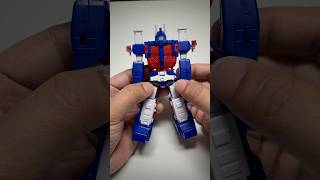 NewAge Ultra Magnus Brings Big Bot Energy!