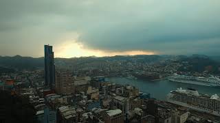 108 11 03大船來了~~今天基隆港五輪會～～～基隆港～東有世界號、哥斯達，西有麗星、威士特丹郵輪、中遠之星。之2