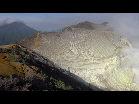 Blue Flames and Sulfur Mining at Kawah Ijen, Indonesia HD Beautiful Palaces in the World