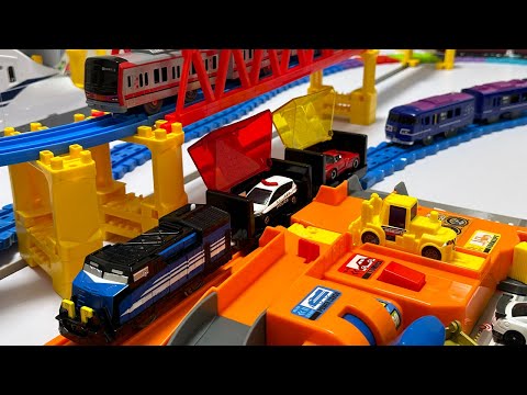 JR Train [Plarail] Tomica Transport Train & ANA Plane, Red Bridge, Big Shinkansen Base, Mixed Course