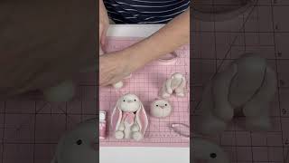 Jellycat inspired rabbit/bunny cake topper tutorial.  #cakedecorating #caketopper #fondant #cake