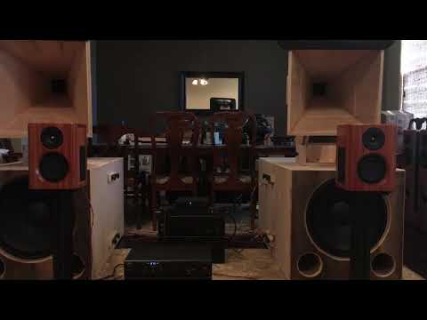 Microfarads V2 Speaker Demo Josefine Cronholm