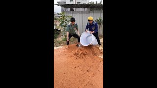 屏住呼吸别笑出声，上才艺 #搞笑