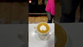 Heart #latteart #barista | #free #pour #basic | Demonstration to #Student | Like and Subscribe…