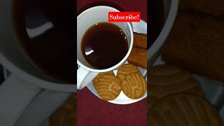 Black tea with biscuits and cakes. #tea #blacktea #biscuits #cake #shorts #foryou #youtubechannel