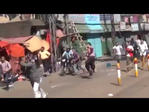 যুদ্ধ শুরু হয়ে গেছে বাংলাদেশে। পুলিশ বাহিনীর অবস্থা
