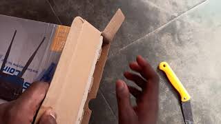 Unboxing of  D-Link DIR-819 750 Mbps Router