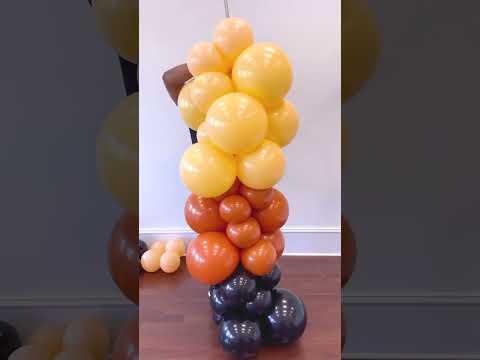 Spooky Organic Balloon Column