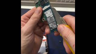 SanDisk  Extreme Portable SSD TEARDOWN (Shucking)!