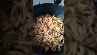 Chinese recipe /Stir fry udon, pork  with  mixed  vegetables.